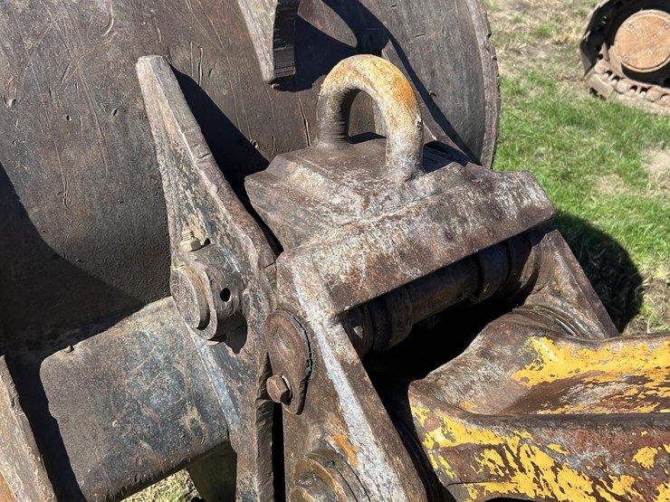 deere-200-lc-image-38