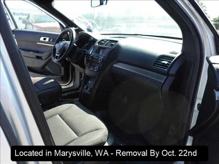 2018-ford-explorer-image-2