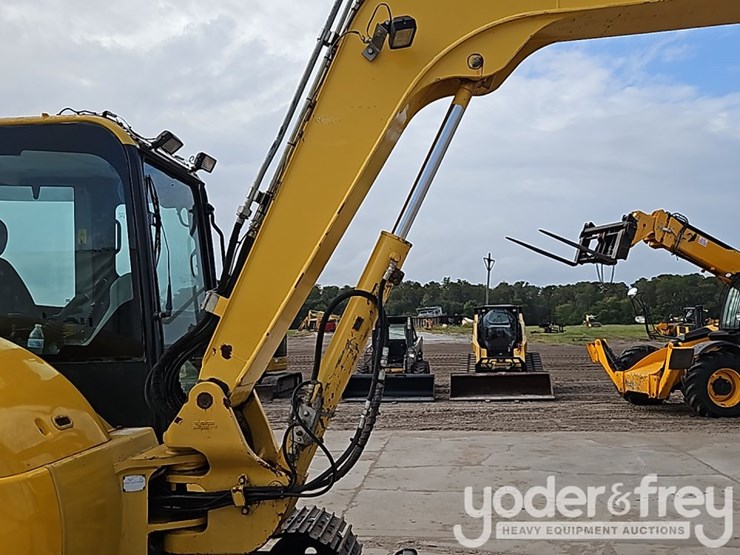 2014-komatsu-pc80mr-3-image-15