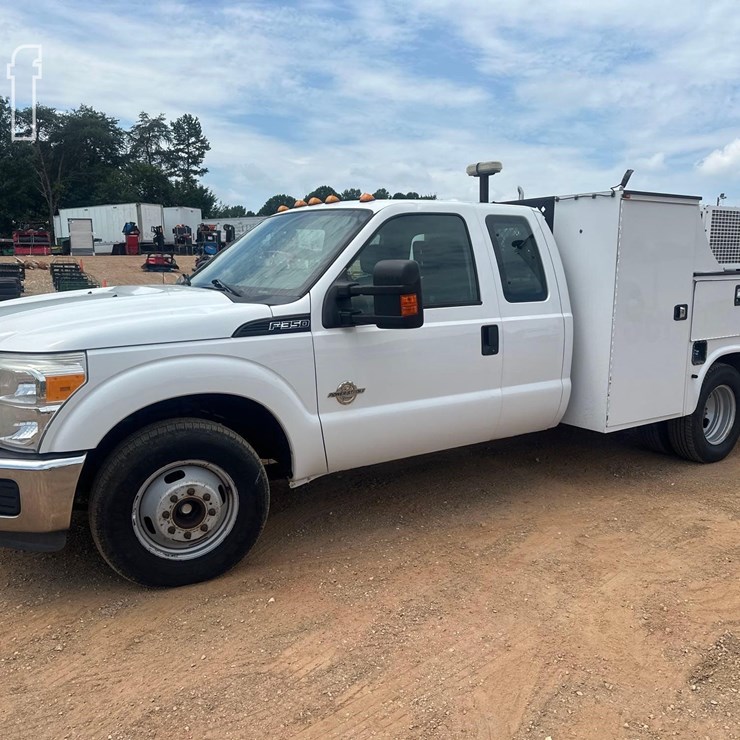 2015 FORD F350