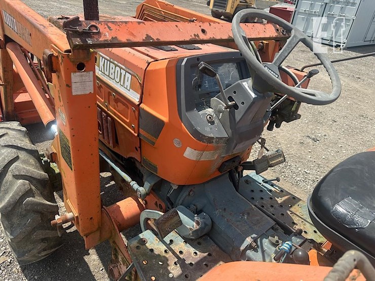 kubota-l3350-image-9