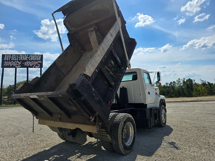 1994-ford-lta9000-image-58