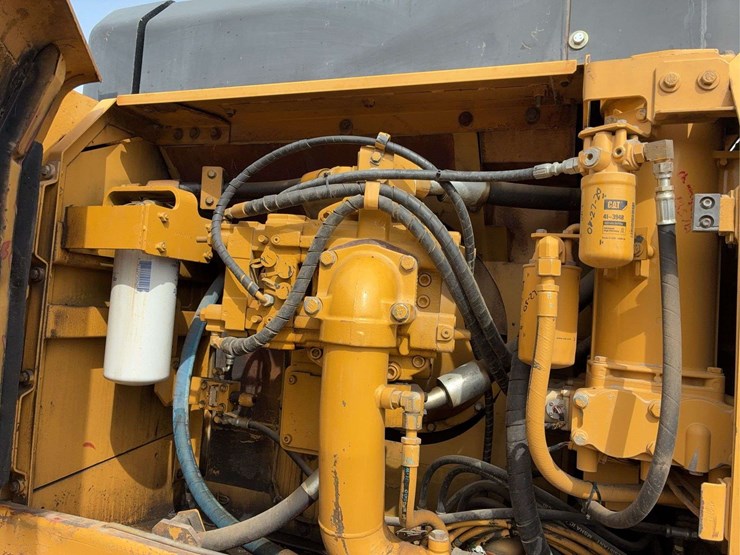 caterpillar-345b-image-15