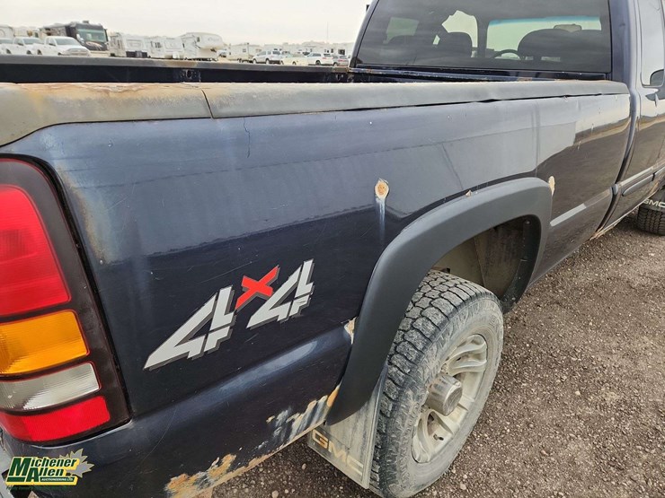 2006-gmc-sierra-2500hd-image-43