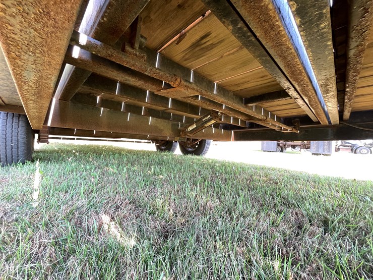 #1668-•-2018-road-warrior-tandem-axle-tilt-trailer-image-25