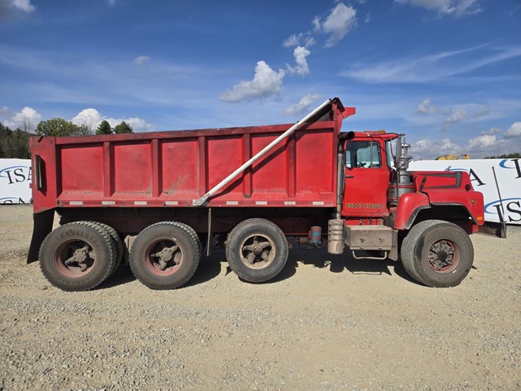 1993-mack-dm690s-image-6