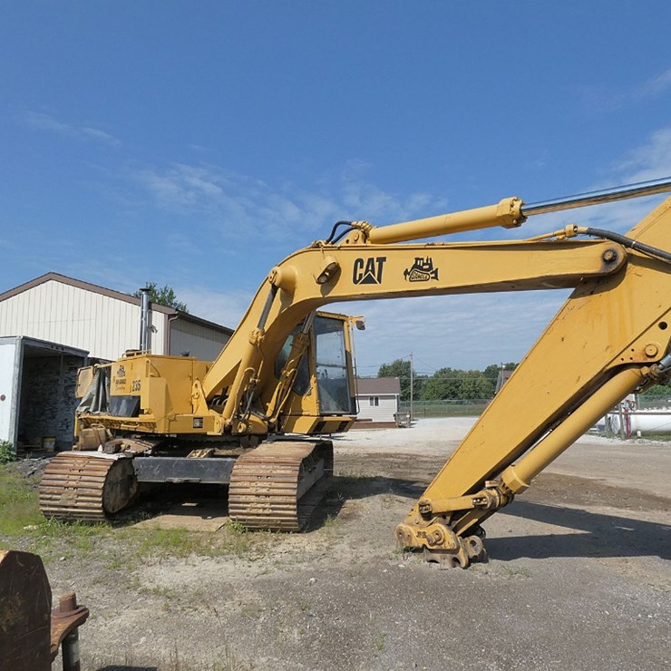 1987 CATERPILLAR 235B