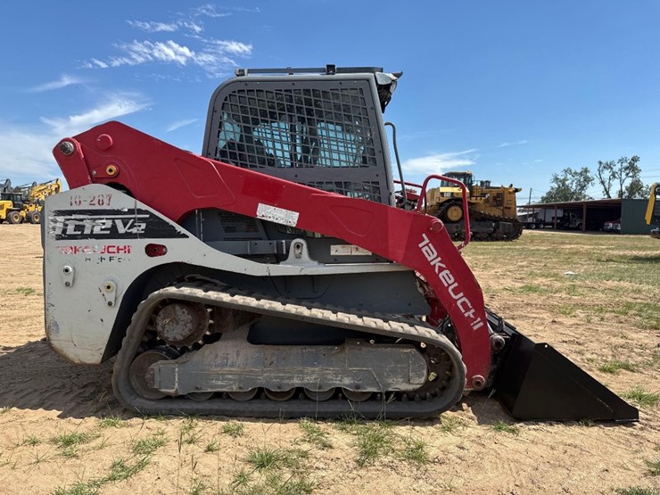2021-takeuchi-tl12v2-image-5