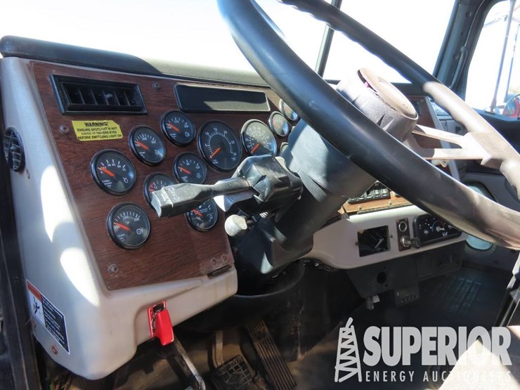 2013-western-star-4900-image-7
