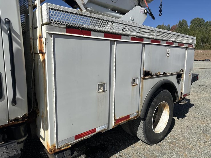 2006-international-durastar-4300-image-15
