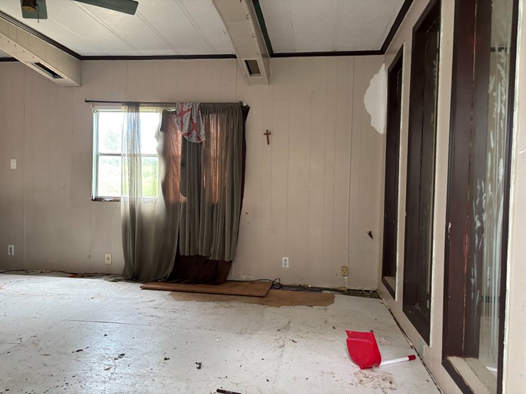 #207-•-mobile-home-image-12