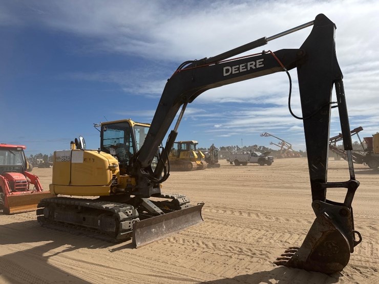deere-85g-image-4
