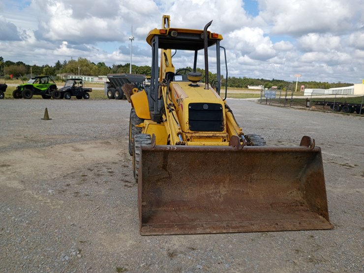 new-holland-lb75-image-18