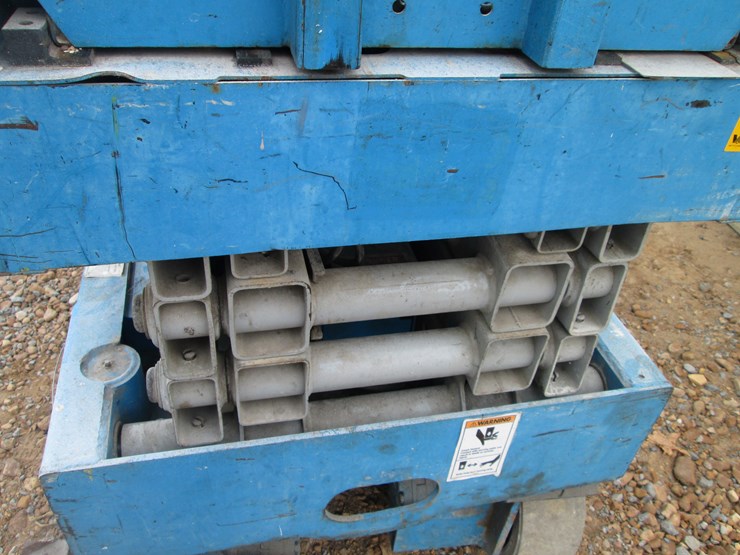 genie-gs1930-image-11