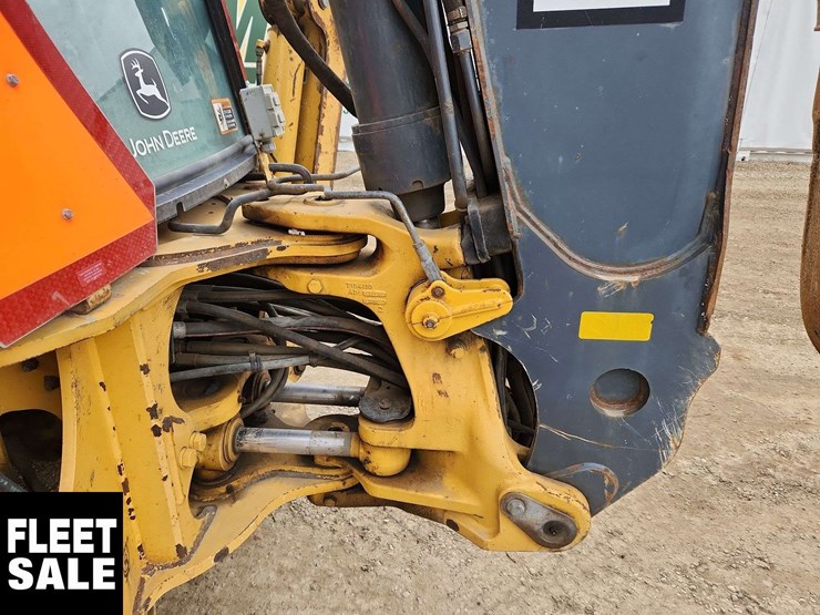 2014-deere-410k-image-32