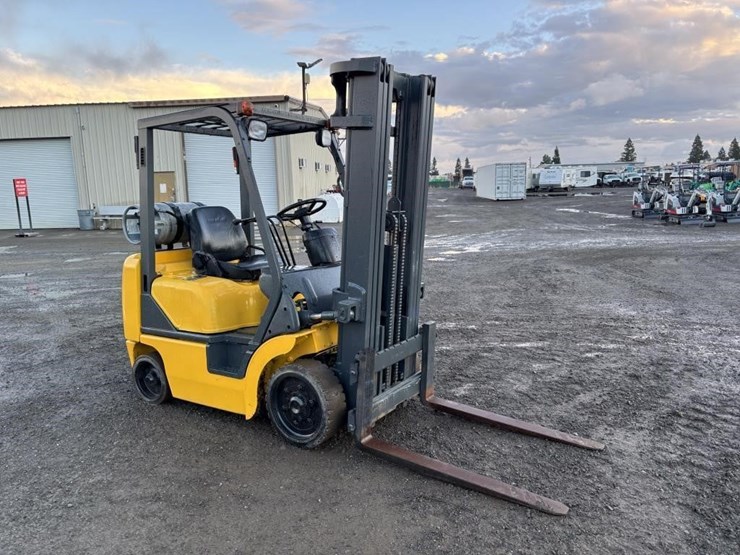 komatsu-fg20st-12-image-2