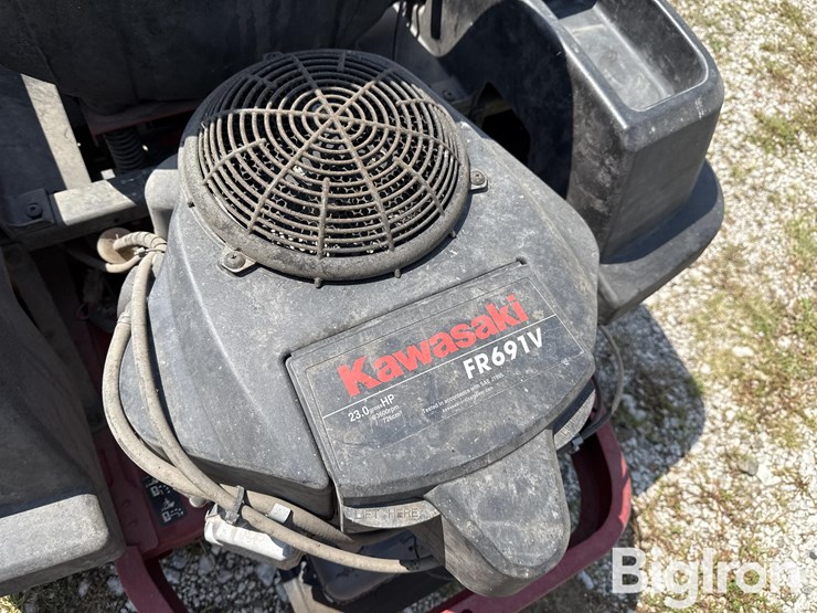 toro-ss-5000-zero-turn-lawn-mower-image-17