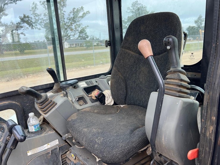 2019-bobcat-e50-image-30