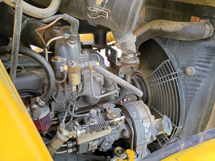 new-holland-lb75-image-20