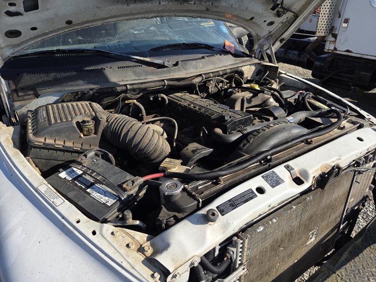 2000-dodge-2500-image-29