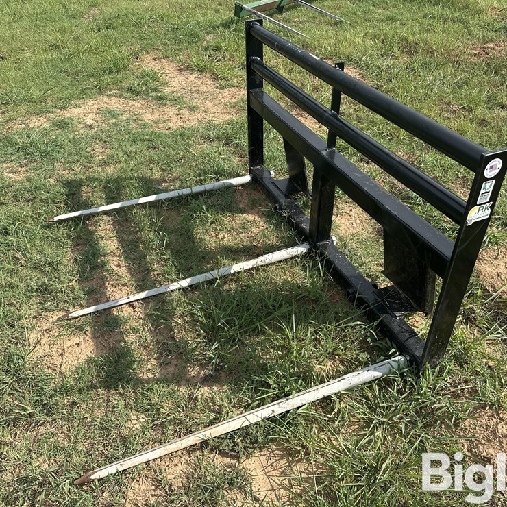 Tri-L 3 Prong Bale Spear