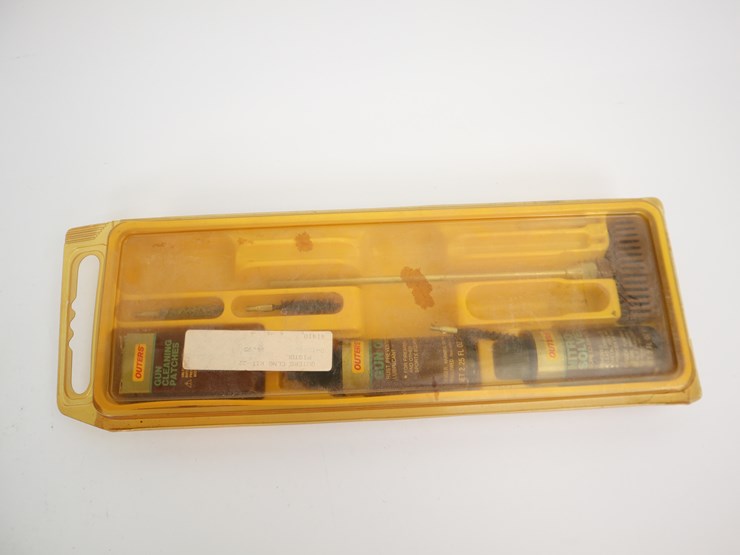#75-•-#4060-•-(5)-vietnam-era-us-m16-cleaning-kit-outers-22-cleaning-kit-and-steel-magazine-speed-loa...-image-5