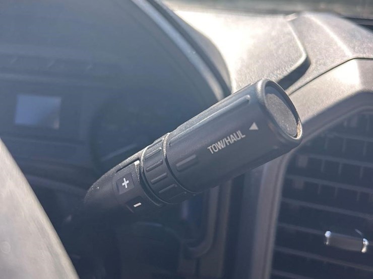 2019-ford-f350-xl-image-30