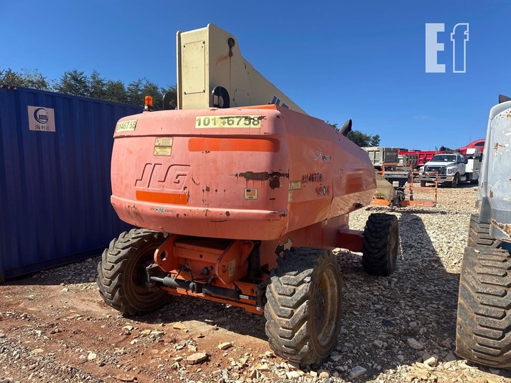2013-jlg-800s-image-6