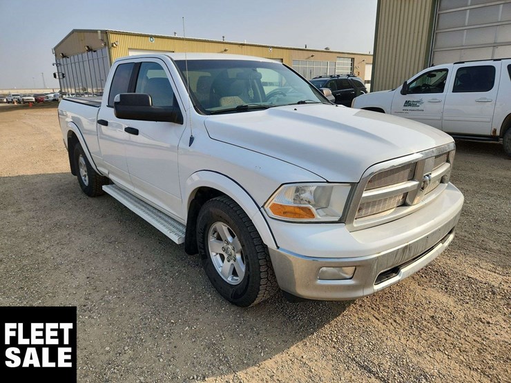 2010-dodge-ram-1500-image-2
