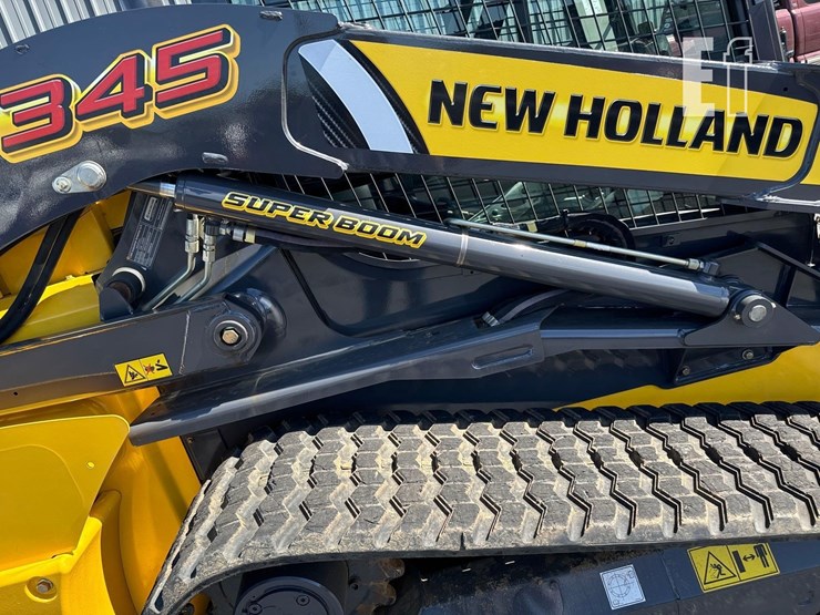 2021-new-holland-c345-image-11