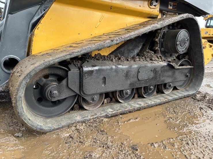 deere-325g-image-16
