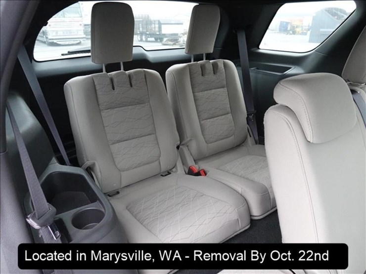 2014-ford-explorer-image-23