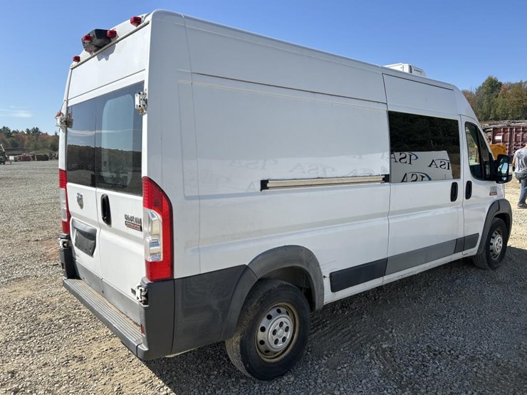 2016-ram-promaster-3500-image-5