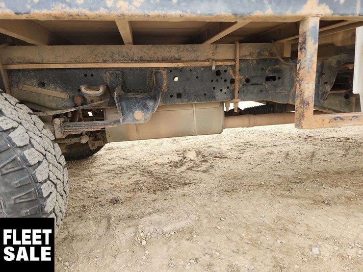 2021-ford-f350-image-29