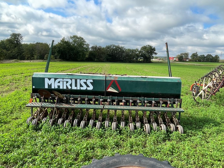 #5022-•-marliss-13'-grain-drill-image-5