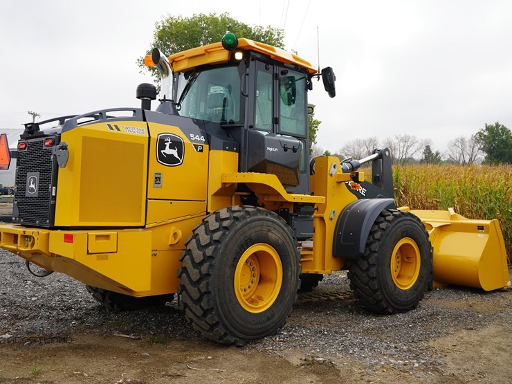 2024-deere-544-image-5