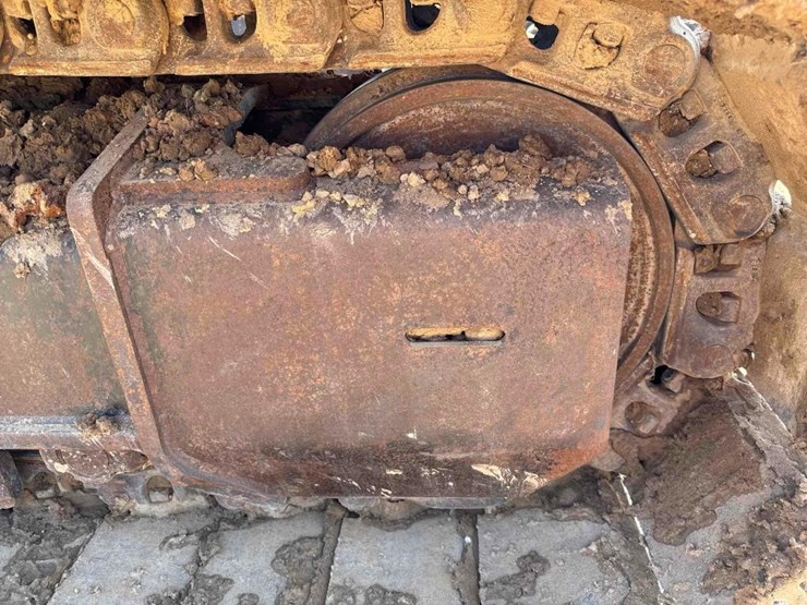 2017-deere-350g-lc-image-14