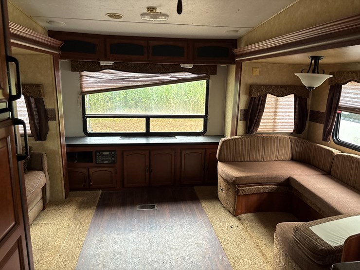 #201-•-2012-forest-river-camper-image-1