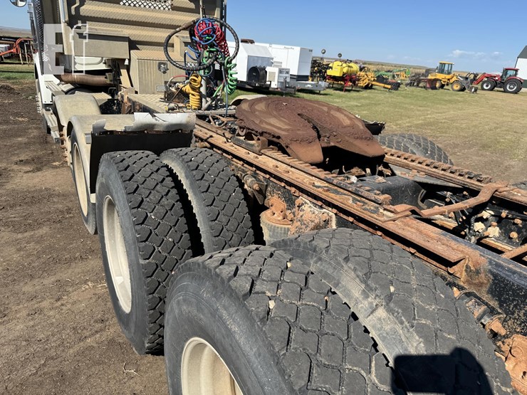 2009-western-star-4900-image-21