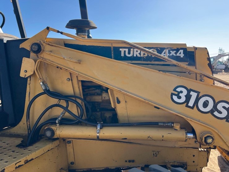 2000-deere-310se-image-23