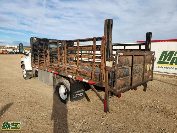 2007-gmc-topkick-c5500-image-39