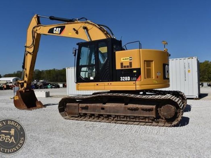 2015-caterpillar-328d-lcr-image-15