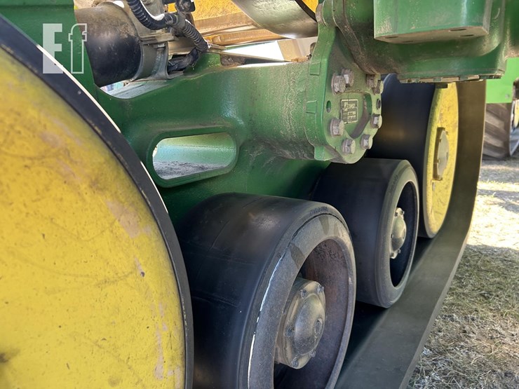2016-john-deere-9620rx-image-35