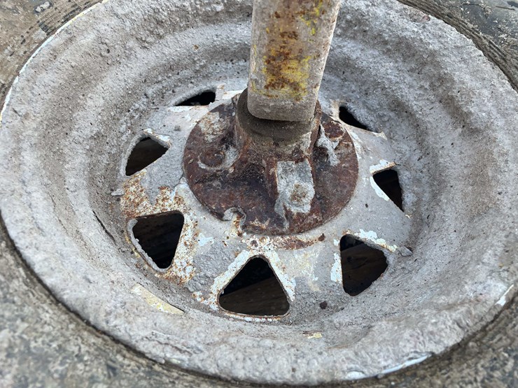 #1931-•-(2)-tires-image-4