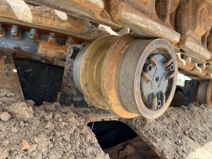 caterpillar-336-image-11