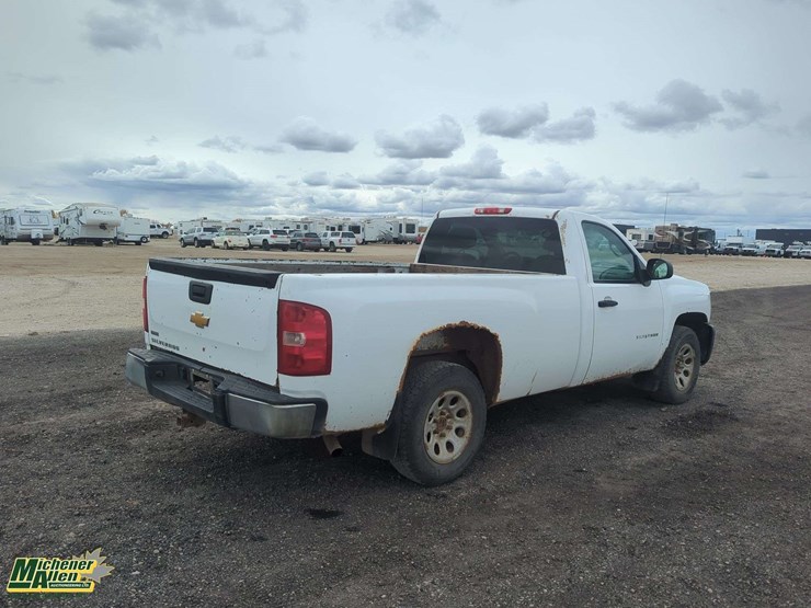 2012-chevrolet-silverado-1500-image-4