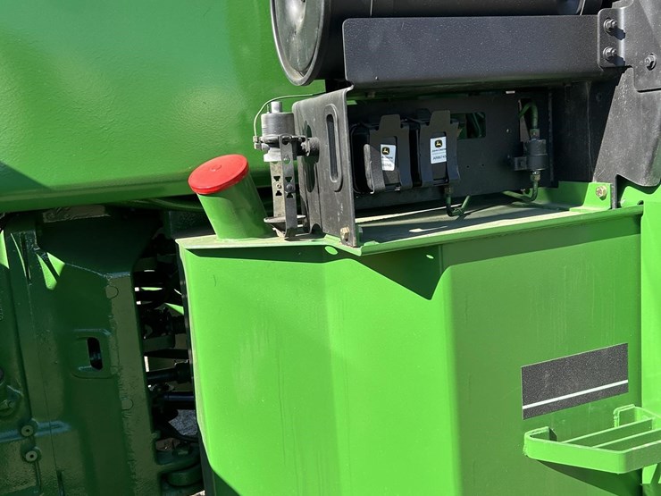 john-deere-8450-image-43