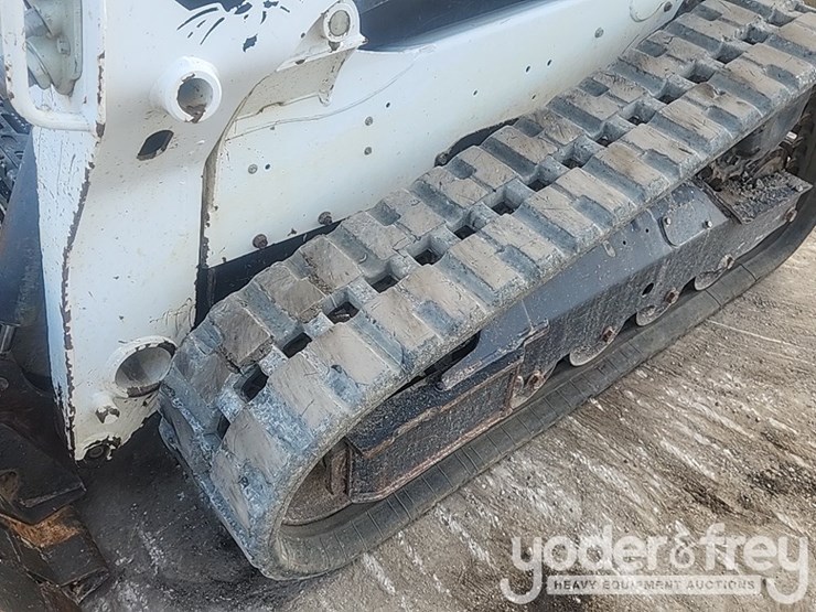 2020-bobcat-t590-image-13
