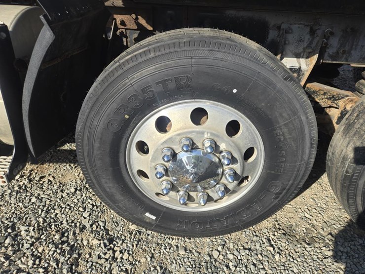 1997-mack-cl700-image-71
