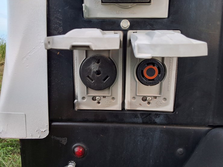 #516-•-2019-allmand-6-kw-light-plant-image-6